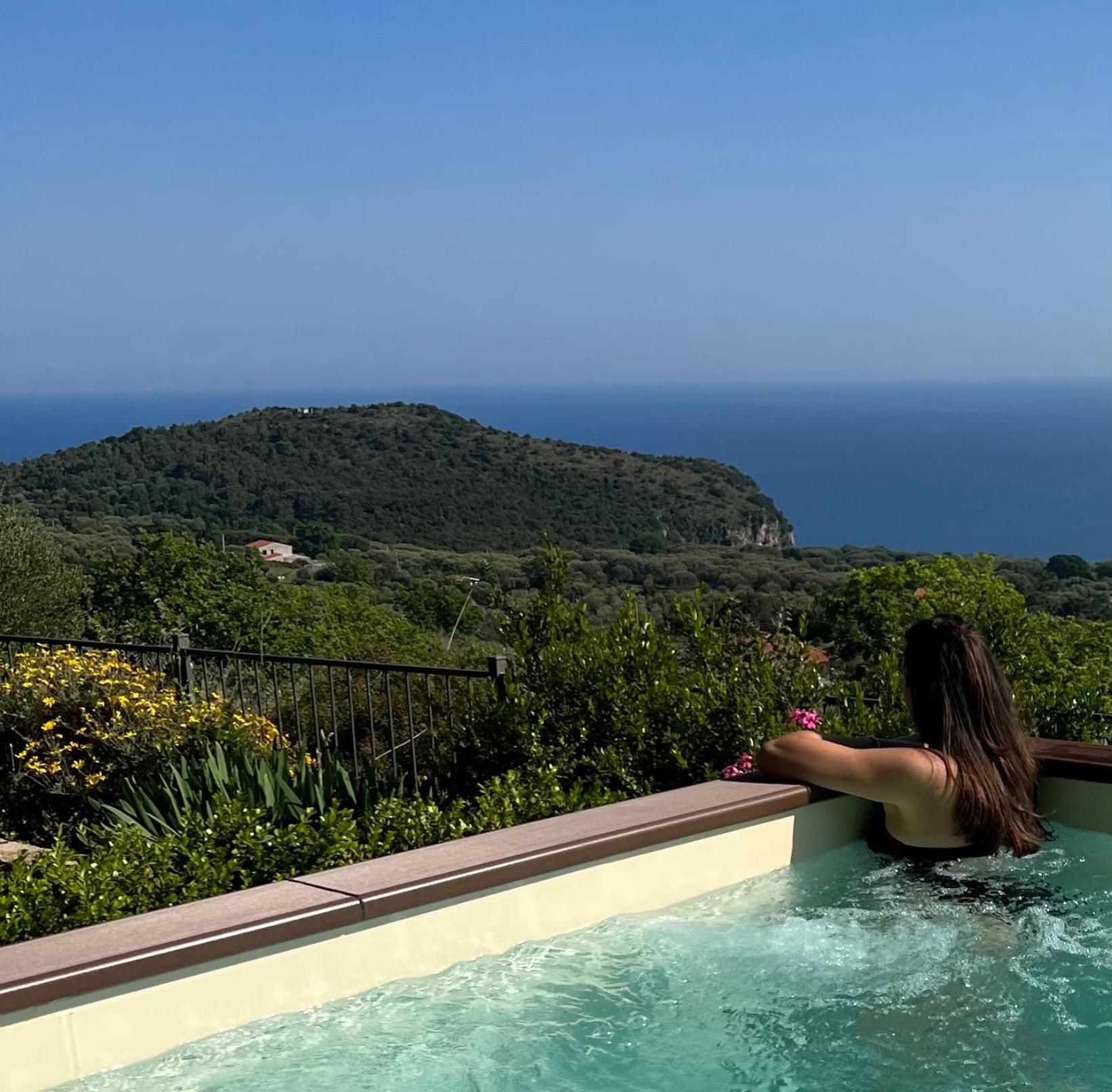 Villa Russo Casa Vacanze マリーナ・ディ・カメロータ エクステリア 写真