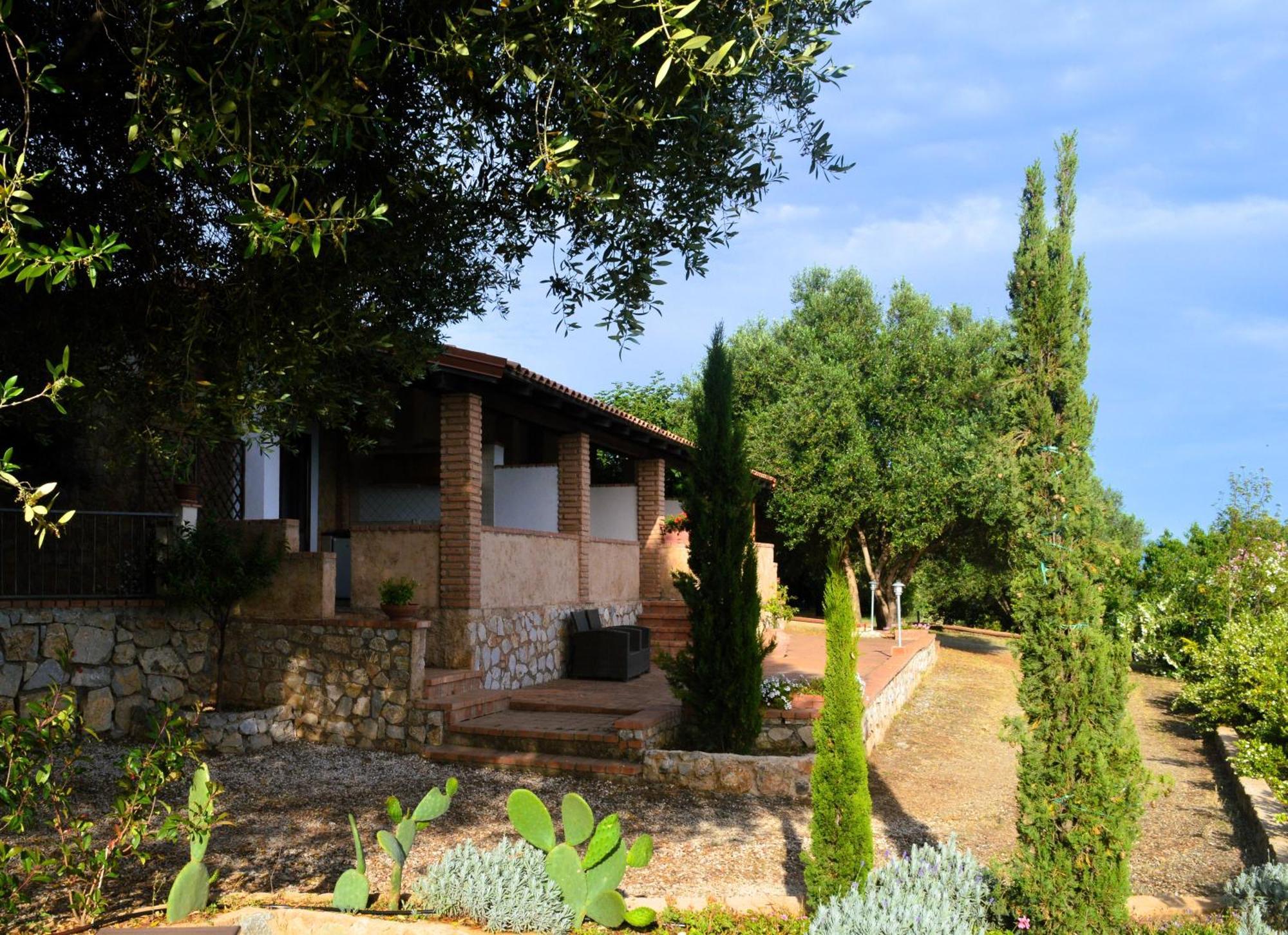 Villa Russo Casa Vacanze マリーナ・ディ・カメロータ エクステリア 写真